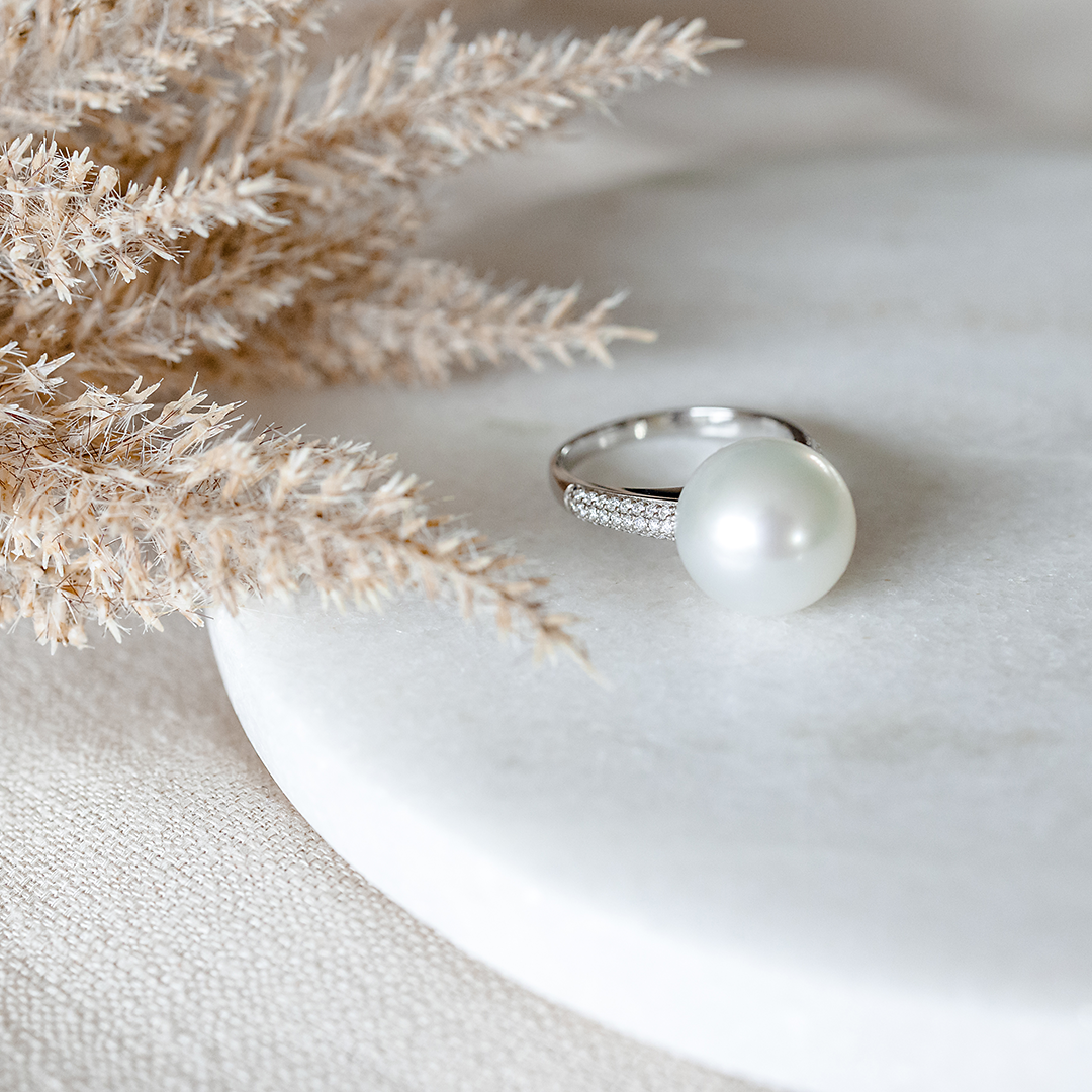 White Gold South Sea Pearl Ring with Diamonds
